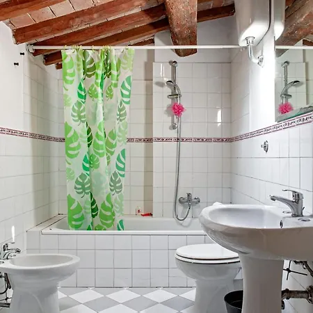 公寓 A Due Passi Dal Centro