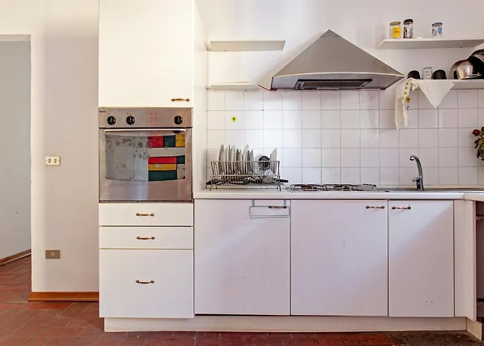 A Due Passi Dal Centro Apartment *